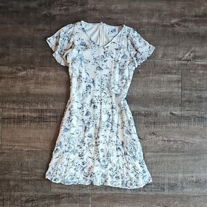 Chic White and Blue Floral Midi Dress